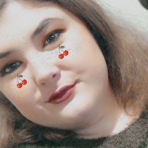 Meet your Posher, Abigail